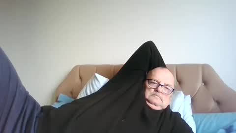 Snapshot of old_fkr chatting on January 2025 01:41:02 PM old_fkr online show from January 2025 01:41:02 PM