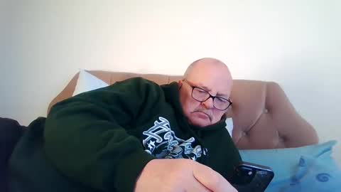 Snapshot of old_fkr chatting on January 2025 12:24:02 PM old_fkr online show from January 2025 12:24:02 PM