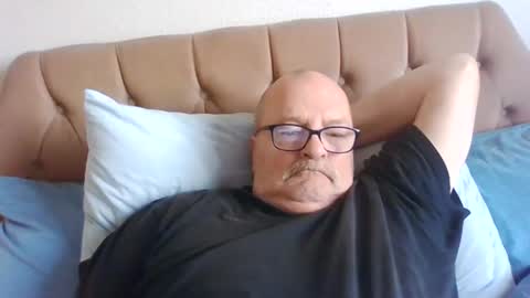 Snapshot of old_fkr chatting on January 2025 09:39:01 AM old_fkr online show from January 2025 09:39:01 AM