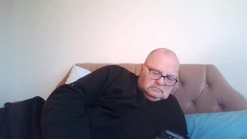 Snapshot of old_fkr chatting on January 2025 12:26:01 PM old_fkr online show from January 2025 12:26:01 PM