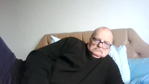 Snapshot of old_fkr chatting on February 2025 12:29:01 PM old_fkr online show from February 2025 12:29:01 PM