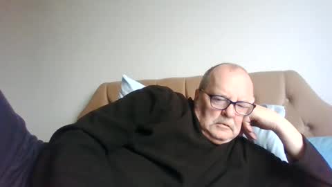 Snapshot of old_fkr chatting on February 2025 10:24:02 AM old_fkr online show from February 2025 10:24:02 AM