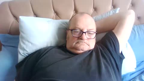 Snapshot of old_fkr chatting on February 2025 10:27:02 AM old_fkr online show from February 2025 10:27:02 AM