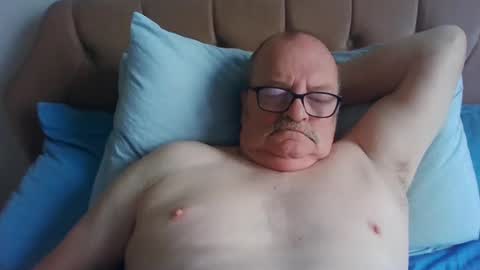 Snapshot of old_fkr chatting on February 2025 09:11:02 AM old_fkr online show from February 2025 09:11:02 AM