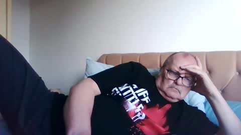 Snapshot of old_fkr chatting on February 2025 05:26:02 PM old_fkr online show from February 2025 05:26:02 PM