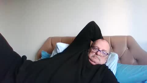 Snapshot of old_fkr chatting on March 2025 05:03:02 PM old_fkr online show from March 2025 05:03:02 PM