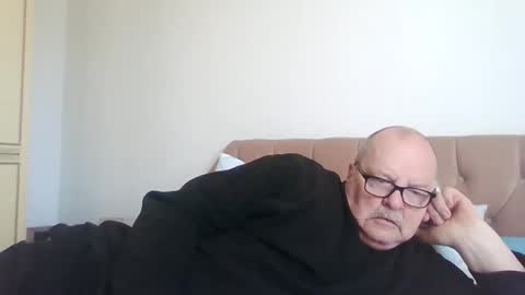 Snapshot of old_fkr chatting on March 2026 10:10:02 AM old_fkr online show from March 2026 10:10:02 AM