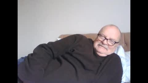 old_fkrr_ online show from November 2025 12:15:02 PM