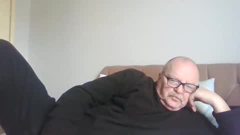 old_fkrr_ online show from March 2026 12:34:01 PM