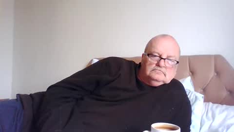 Snapshot of old_fkrr_ chatting on June 2026 10:35:01 AM old_fkrr_ online show from June 2026 10:35:01 AM