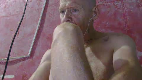 Snapshot of oldbuthorny62 chatting on June 2026 01:21:01 AM oldbuthorny62 online show from June 2026 01:21:01 AM