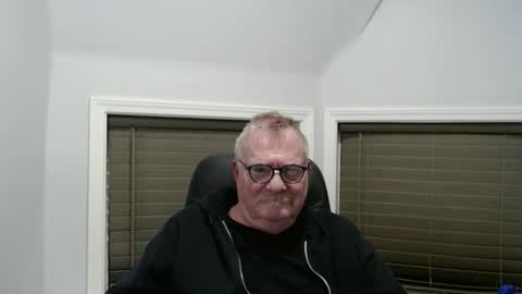 oldguybigd online show from February 2026 05:25:01 AM
