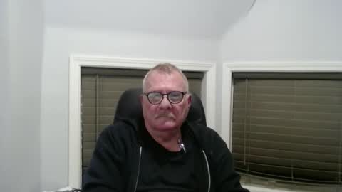 oldguybigd online show from April 2026 03:31:01 AM