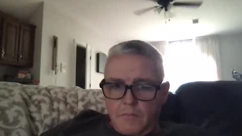 OldrM online show from April 2026 06:32:01 PM