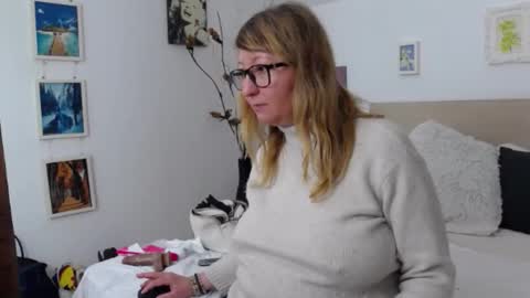 Olga Pavlova online show from February 2026 12:26:02 PM