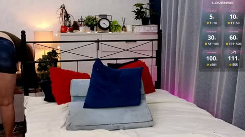 OliSunny Olivia online show from December 2024 06:21:01 AM