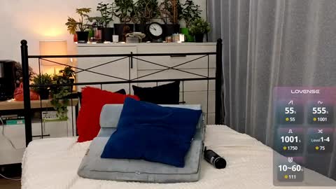 OliSunny Olivia online show from January 2025 08:07:02 AM