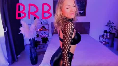 oliva_candy online show from March 2025 11:12:02 AM