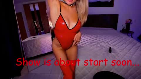 oliva_candy online show from June 2026 07:50:01 PM
