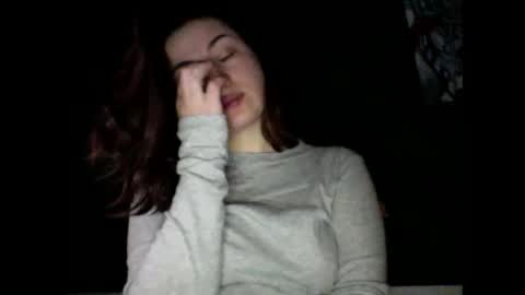 Snapshot of olivepeach chatting on January 2026 06:06:01 AM Oil online show from January 2026 06:06:01 AM