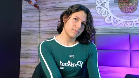 Snapshot of oliver__brown chatting on June 2026 11:10:02 PM Oliver online show from June 2026 11:10:02 PM