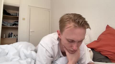 Oliver and Thomas online show from September 2025 01:04:01 PM