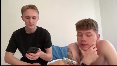 Oliver and Thomas online show from October 2025 02:47:01 PM