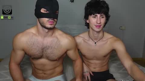 Oliver  Kaen online show from October 2025 04:48:02 PM