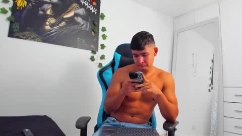 Oliver bray online show from March 2025 04:25:01 PM