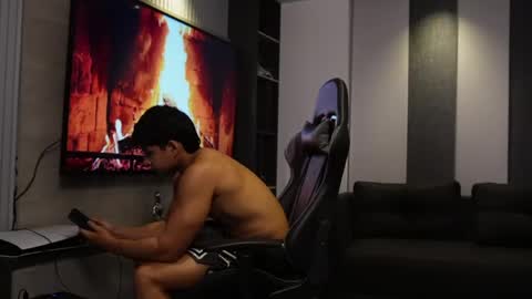 Oliver bray online show from April 2026 01:47:02 AM