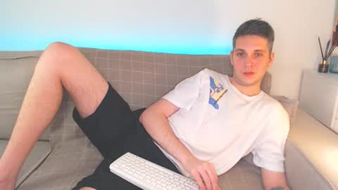 Oliver online show from January 2025 06:54:01 PM