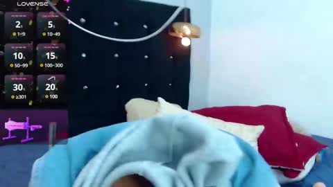 Snapshot of oliver_king_sex chatting on December 2024 09:00:02 PM Oliver Smith online show from December 2024 09:00:02 PM