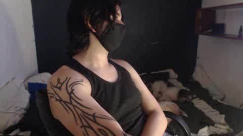 oliver_laid_2023 online show from December 2024 10:12:01 PM