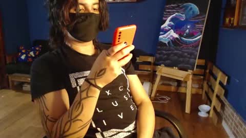 oliver_laid_2023 online show from March 2025 03:01:01 AM