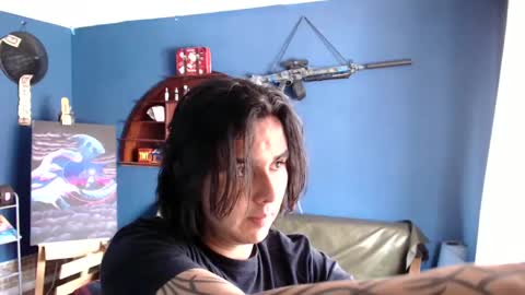 oliver_laid_2023 online show from September 2025 04:29:02 PM