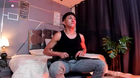 oliver mr  online show from December 2025 08:28:02 PM