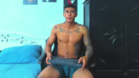 oliver_smith_2 online show from August 2026 12:48:02 PM