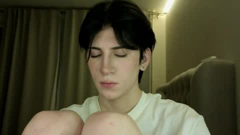 oliver online show from March 2026 04:32:01 PM