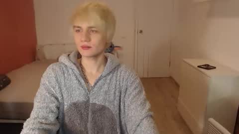 Oliver online show from December 2025 01:43:02 AM