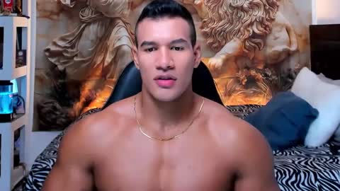 oliver_tommy online show from September 2025 11:42:01 PM