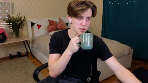 Oliver Evans online show from January 2025 10:48:01 PM