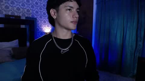 Snapshot of olivermorgan69 chatting on January 2025 01:18:02 AM Oliver online show from January 2025 01:18:02 AM