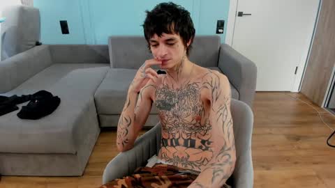 oliverrgroove online show from January 2025 11:41:02 AM