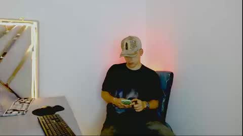 oliver saint online show from March 2026 11:08:02 PM