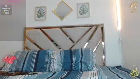 oliver saint online show from April 2026 12:12:01 AM