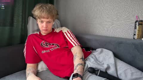 Snapshot of olivertasty chatting on May 2026 01:38:01 PM oliver online show from May 2026 01:38:01 PM