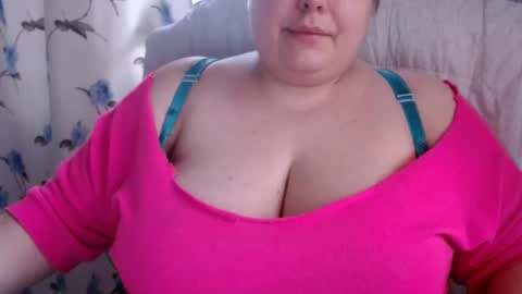 Snapshot of olivia_bud_gold chatting on December 2024 09:18:01 AM Olivia Gold online show from December 2024 09:18:01 AM