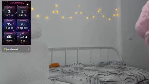 Olivia Date online show from February 2025 03:49:01 PM