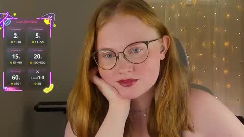 Olivia Date online show from September 2025 12:17:01 PM