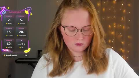 Olivia Date online show from October 2025 02:51:02 PM